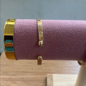 Gold-Tone Floral Bracelet